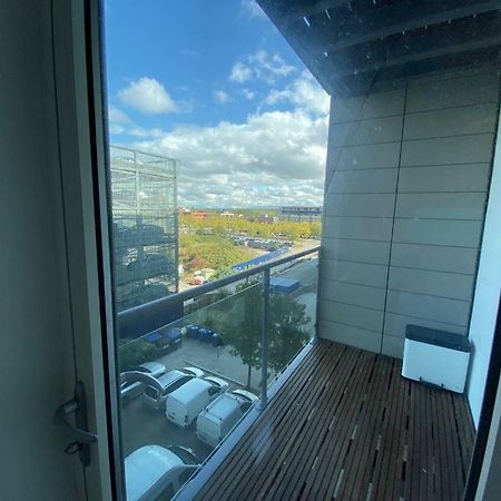 Central Milton Keynes Hub One Bedroom Secured Apartment المظهر الخارجي الصورة